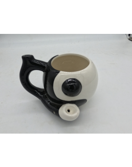 Yin and Yang ceramic pipe mug