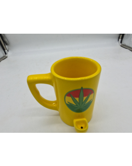 Rasta Weed Yellow pipe Mug